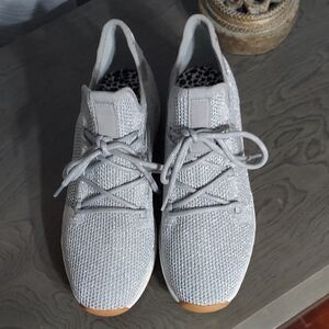 Urban Sport by J/SLIDES Silver Metallic Knit Women's Sneakers Size 9